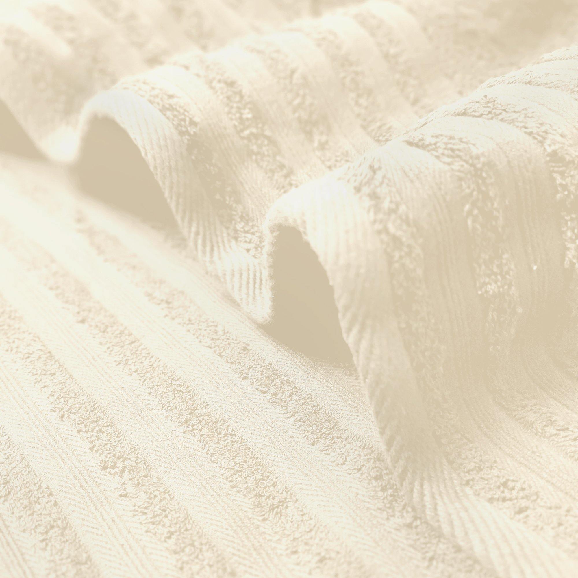 Lavish Touch 100% Cotton 500 GSM Aurelia Towel Set - Zenvias