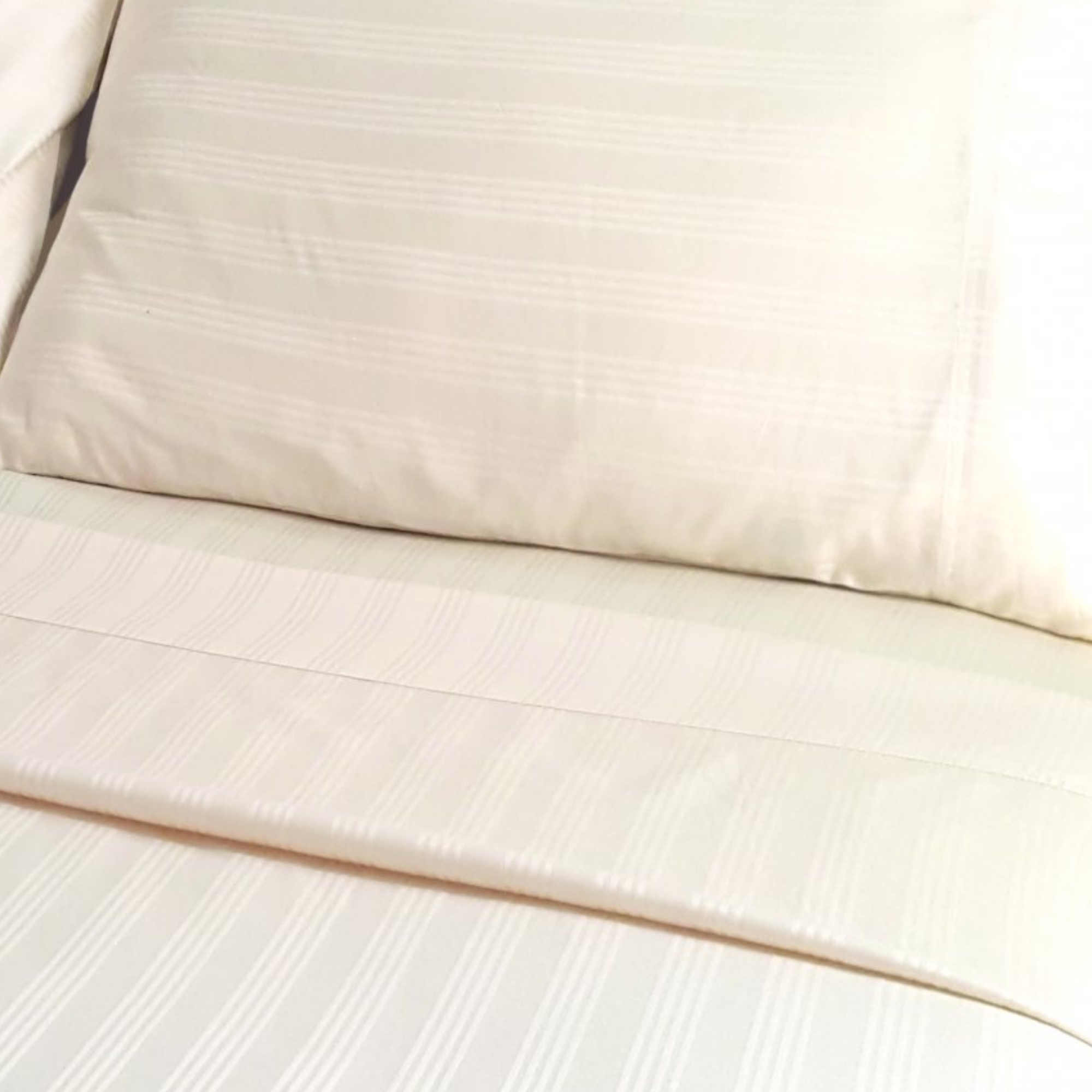 Lavish Touch 100% Cotton 500 TC Sateen Stripe 4pc Sheet Set - Queen - Zenvias