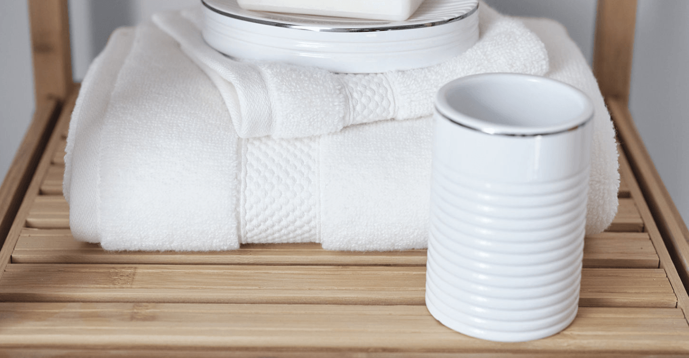 Lavish Touch 100% Cotton 700 GSM Zero Twist Towel Set - Zenvias