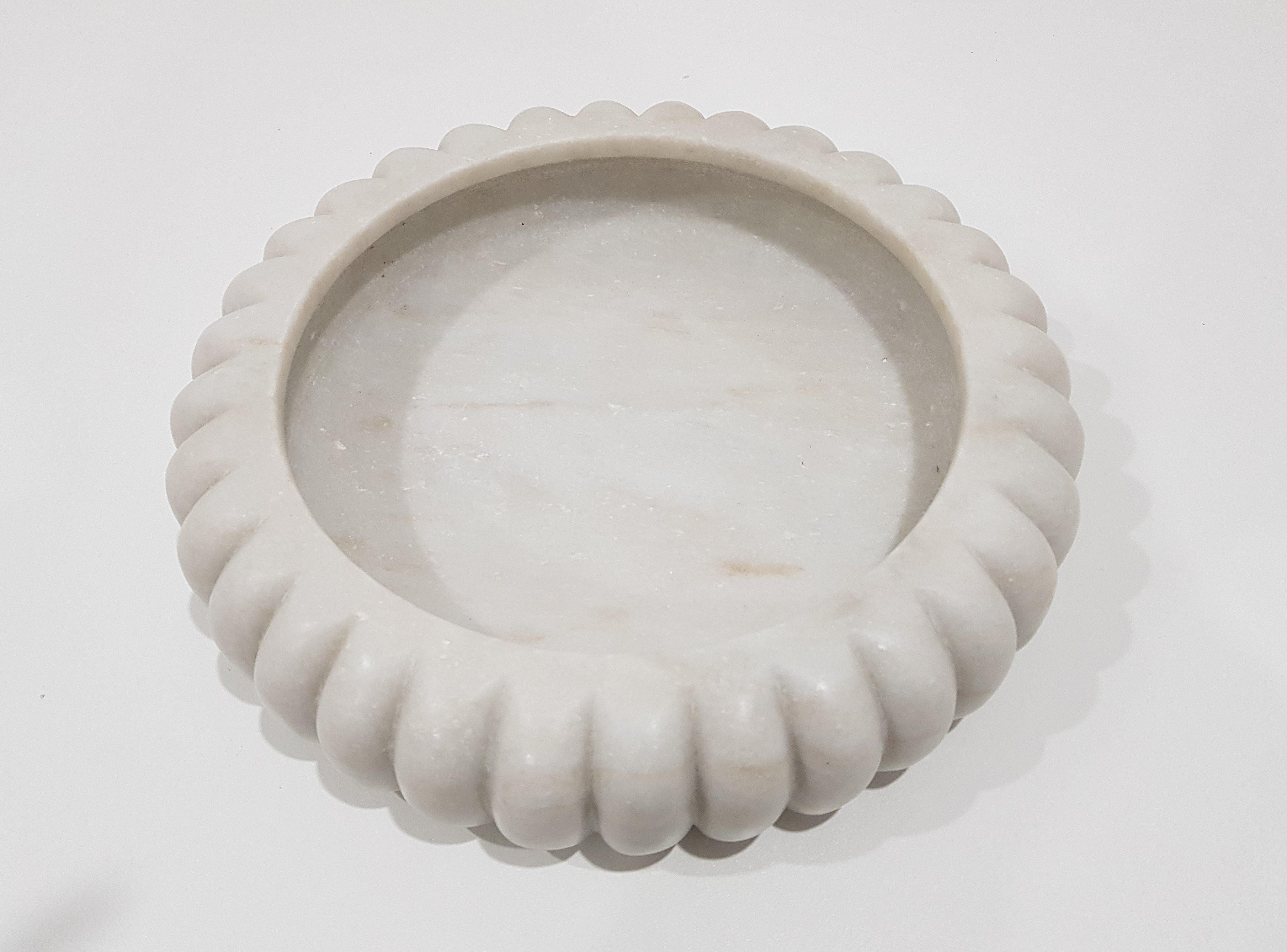 Lavish Touch Baylee Marble Bowl - Zenvias